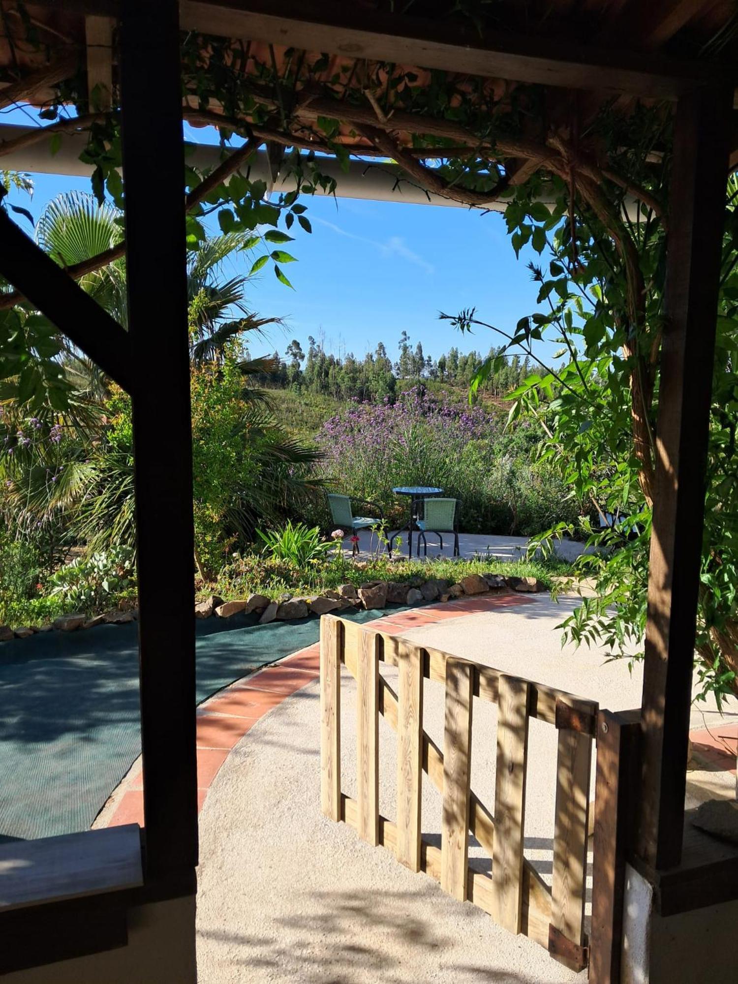 Vale De Garcia Al 5357 Villa Colos  Rum bild