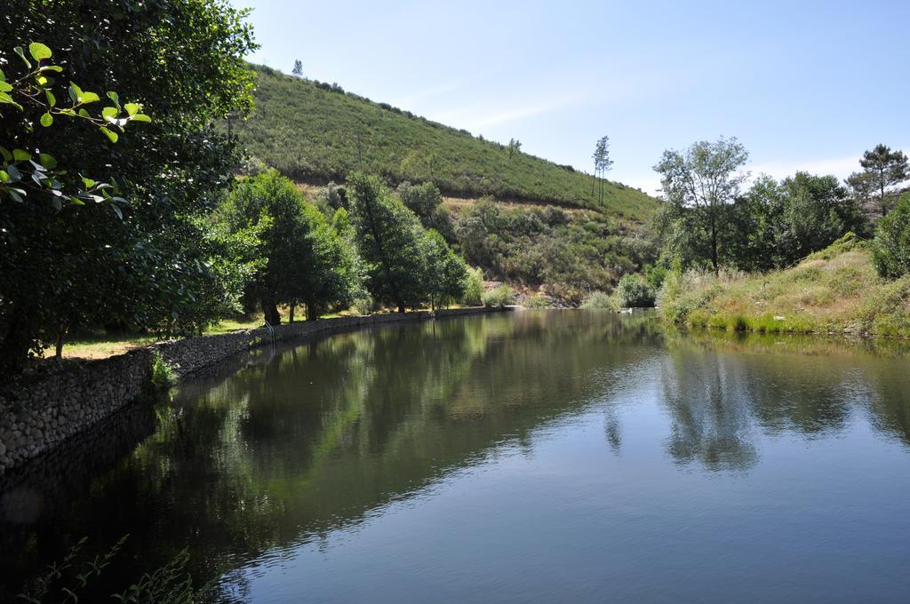 Vale De Garcia Al 5357 Villa Colos  Exteriör bild