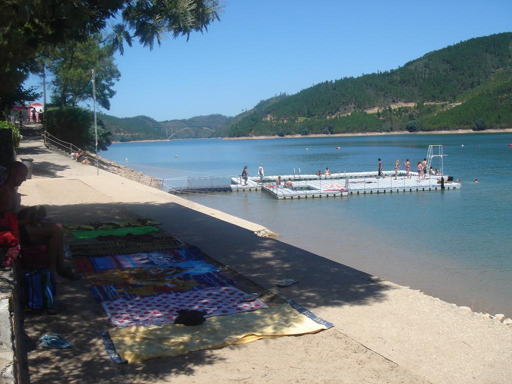 Vale De Garcia Al 5357 Villa Colos  Exteriör bild