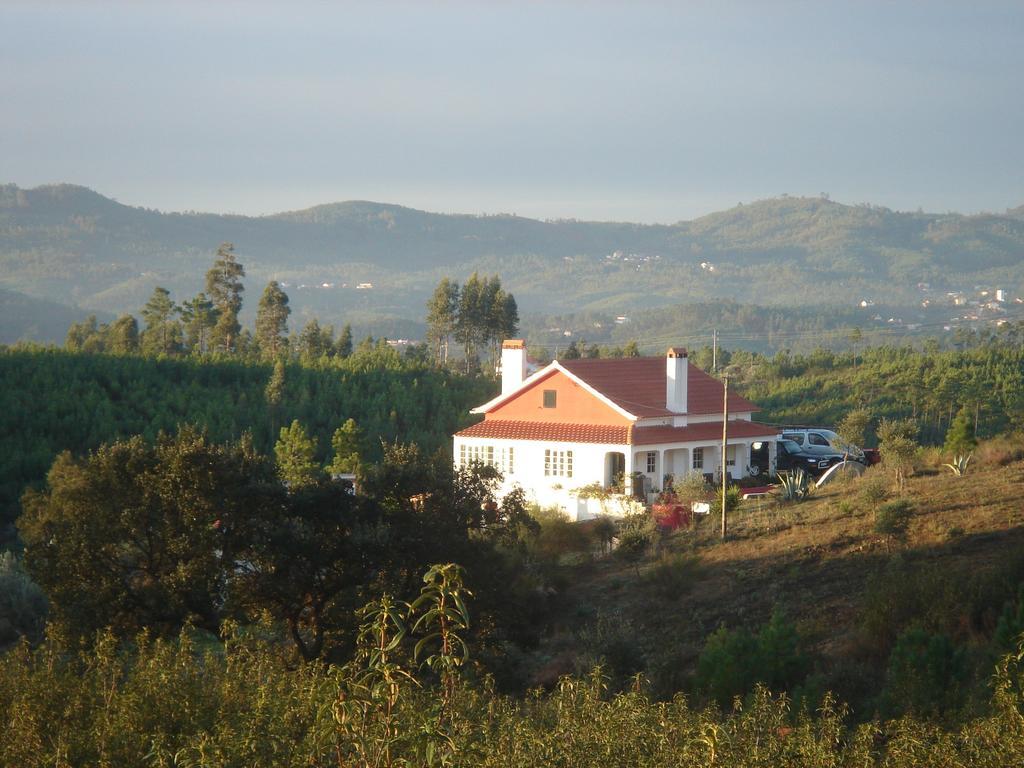 Vale De Garcia Al 5357 Villa Colos  Rum bild